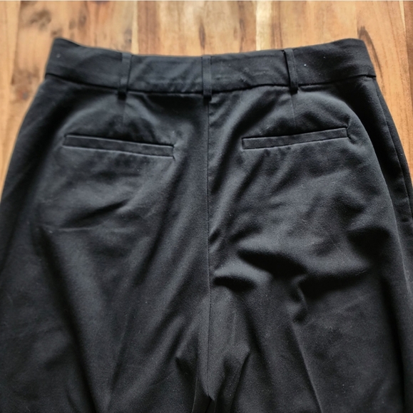 Counterparts black high-rise pleated trousers, plus size 10 - Picture 3 of 9